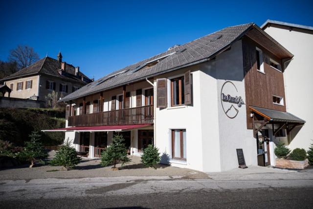 Saint-Pierre-d'Entremont  Le Grand Som - Chambres Au Coeur De La Chartreuse מראה חיצוני תמונה